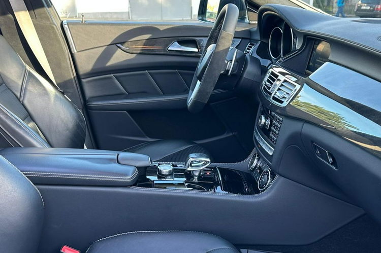 Mercedes CLS 63 AMG 63s amg radary full led 4-Matic mały przebieg zamiana 1.r.gwar zdjęcie 17