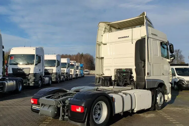 DAF XF 106.460 Euro 6 LowDeck Mega zdjęcie 10