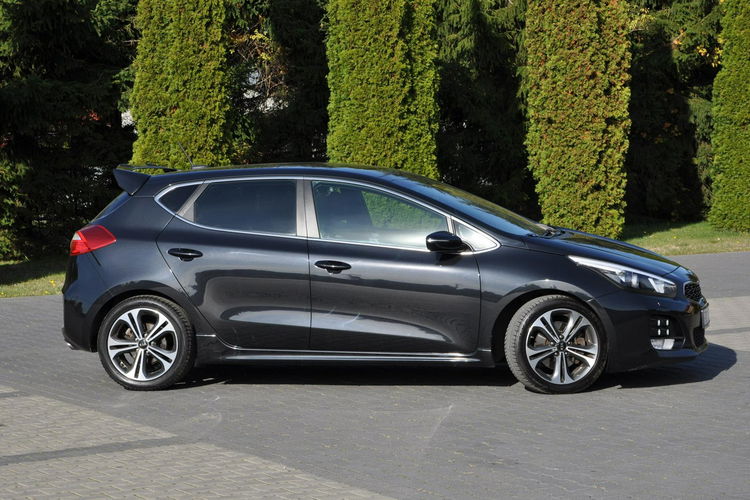 Kia Cee'd GT-Line Ledy Bixenon Panorama Navi Kamera Parkr. z Niemiec zdjęcie 12