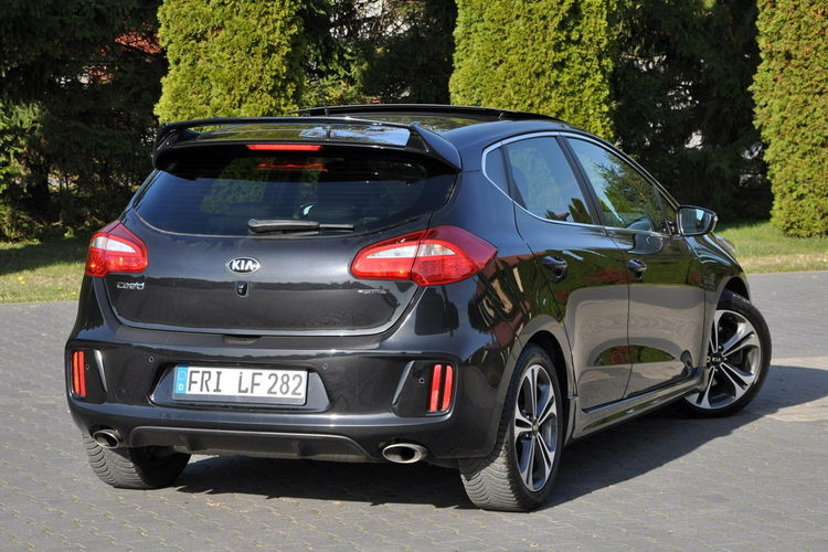 Kia Cee'd GT-Line Ledy Bixenon Panorama Navi Kamera Parkr. z Niemiec zdjęcie 13