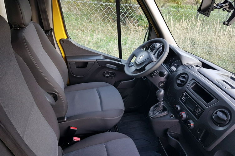 Renault Master KONTENER 8EP 4.21x2.23x2.22 KLIMA MANUAL KRAJOWY 6-BIEGÓW zdjęcie 27