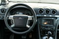 samochód osobowy Ford zdjęcie 15