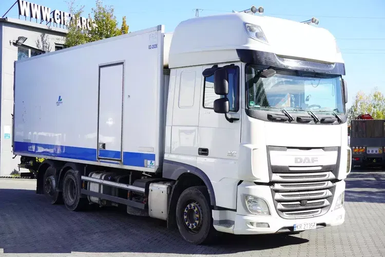 DAF XF 460 E6 6x2 / Retarder / Winda zdjęcie 7