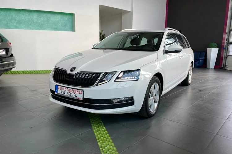 Skoda Octavia Najtańsza w Polsce / 2.0 TDI Combi DSG / Bezwypadek / 1ręka / zdjęcie 1