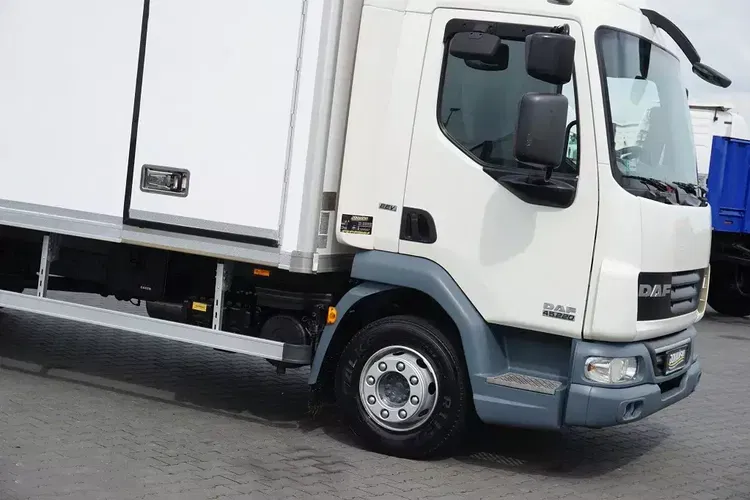 DAF LF / 45.220 / / CHŁODNIA + WINDA / 16 PALET zdjęcie 18