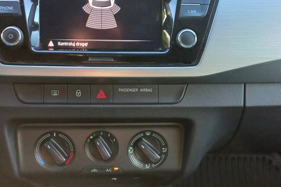 Skoda Fabia Rezerwacja Kier.wielof. Instalacja Gazowa Landi Renzo 1.0 MPI+LPG zdjęcie 12