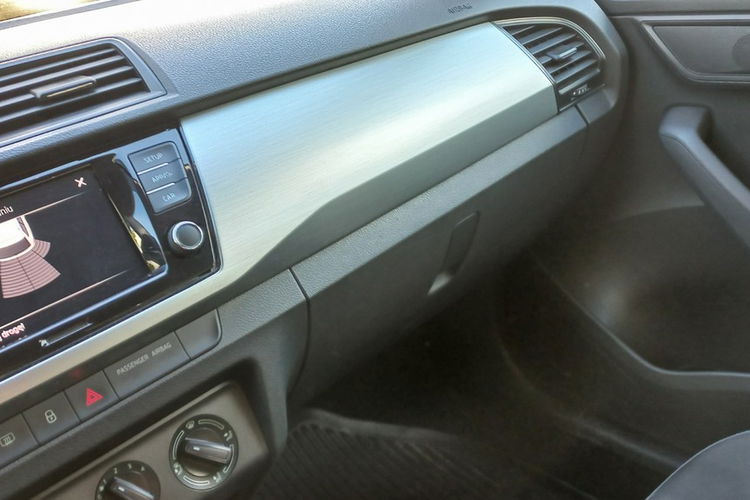 Skoda Fabia Rezerwacja Kier.wielof. Instalacja Gazowa Landi Renzo 1.0 MPI+LPG zdjęcie 13