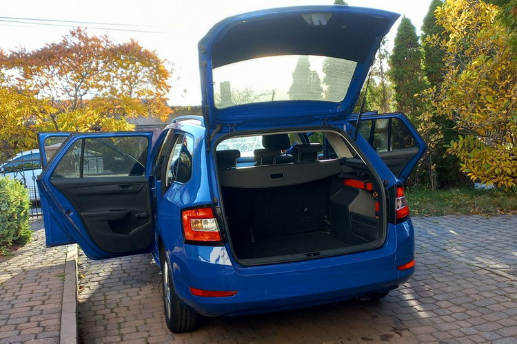 Skoda Fabia Rezerwacja Kier.wielof. Instalacja Gazowa Landi Renzo 1.0 MPI+LPG zdjęcie 6