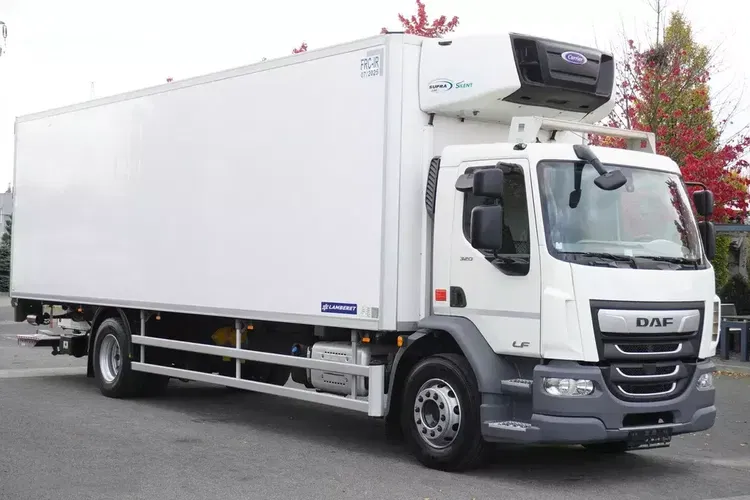 DAF LF 320 E6 / Chłodnia Lamberet 22 palety / Winda 2t / Ładowność 9t zdjęcie 3