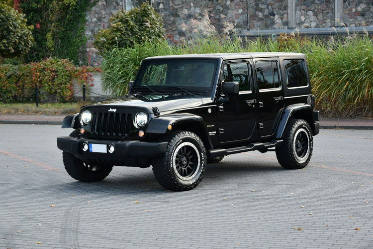 Jeep Wrangler Sahara 3.6 V6 284KM Automat 2015r. 4x4 IDEALNY Climatronic zdjęcie 3