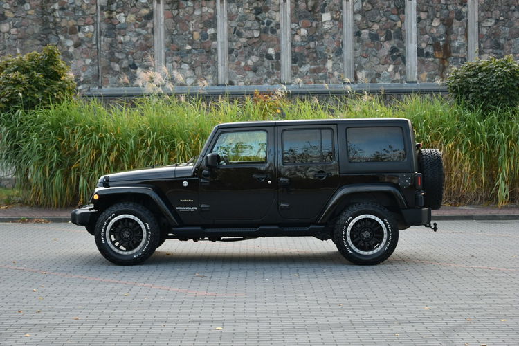 Jeep Wrangler Sahara 3.6 V6 284KM Automat 2015r. 4x4 IDEALNY Climatronic zdjęcie 4