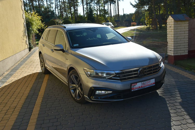 Volkswagen Passat R-line 2.0TDi 150KM Manual 2020r. Kamera Virtual FullLED NAVi 84tkm zdjęcie 18