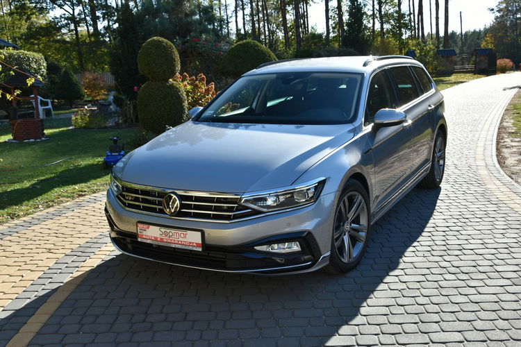 Volkswagen Passat R-line 2.0TDi 150KM Manual 2020r. Kamera Virtual FullLED NAVi 84tkm zdjęcie 19
