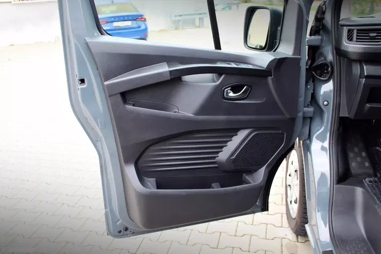 Renault trafic zdjęcie 42