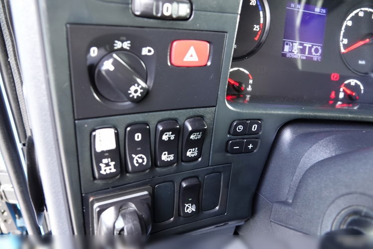 Scania G 420 / RETARDER / HYDRAULIKA / NISKA KABINA / EURO 5 + AD BLUE / SPROWADZONA zdjęcie 25