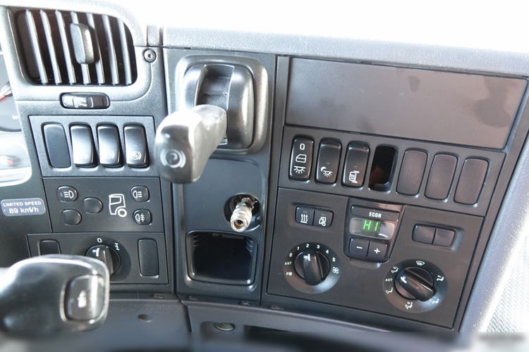 Scania G 420 / RETARDER / HYDRAULIKA / NISKA KABINA / EURO 5 + AD BLUE / SPROWADZONA zdjęcie 30