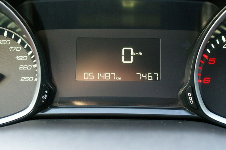 Peugeot 308 zdjęcie 17