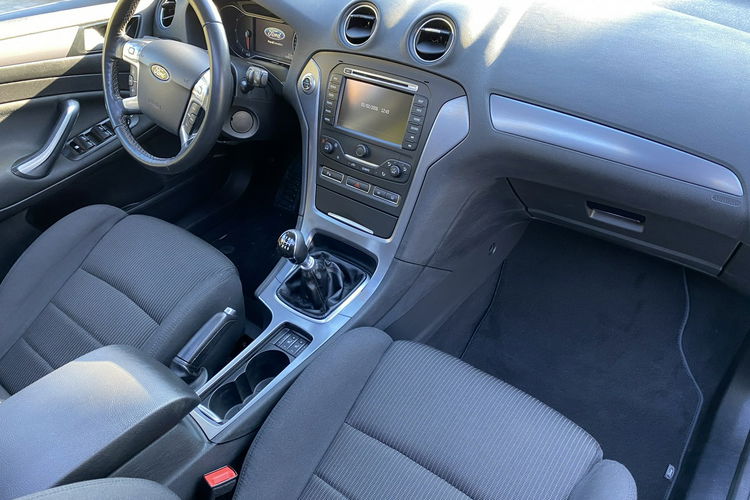 Ford Mondeo Bardzo zadbana - oryginalny przebieg zdjęcie 5