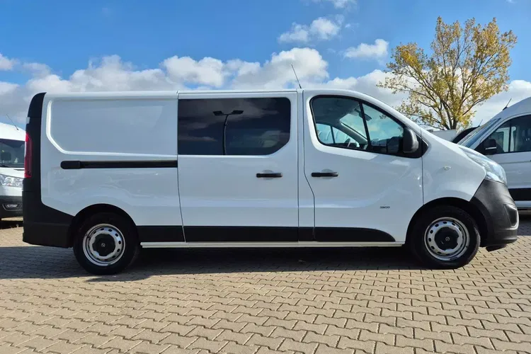 Opel Vivaro Long 69999zł Netto Brygadówka 6 osób 1.6CDTi/125KM zdjęcie 6