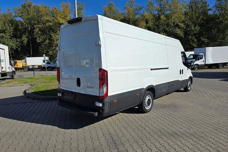 Iveco DAILY 35S16 zdjęcie 4