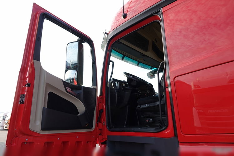 Mercedes ACTROS 25 480 / FIRANKA- 7.4 m / PODNOSZONY DACH / 3 osiowy / 6x2 / 2019 ROK / PO ZŁOTYM KONTRAKCIE SERWISOWYM zdjęcie 28