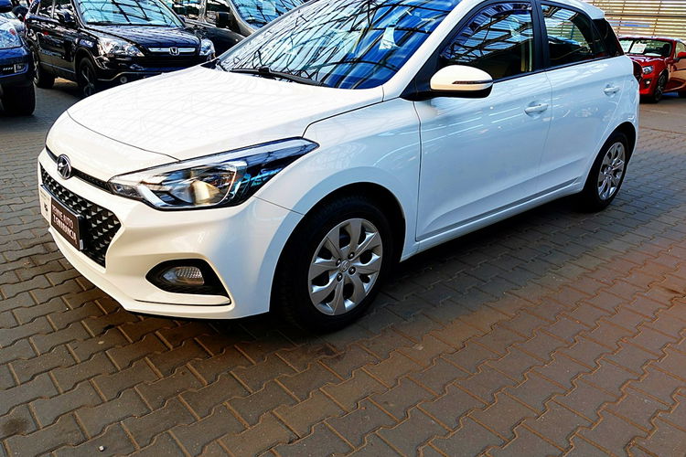 Hyundai i20 3 Lata GWARANCJA I-wł Kraj Bezwypadkowy ASO FV23% ESP 16V 4x2 zdjęcie 57