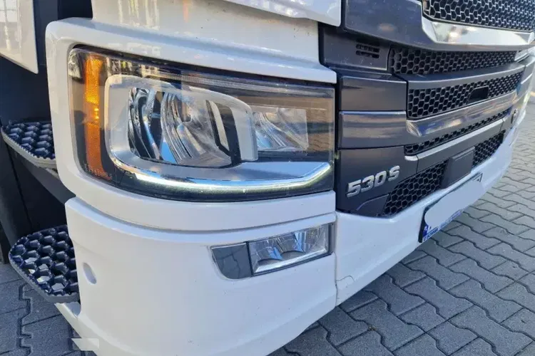 Scania S530A4x2NA V8 zdjęcie 3