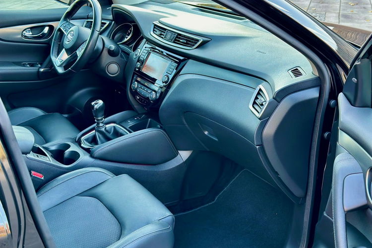 Nissan Qashqai Tekna + Faktura VAT 23% zdjęcie 7