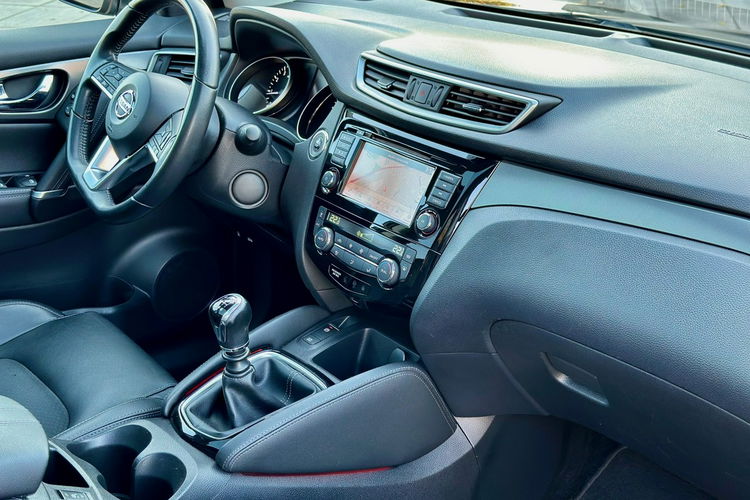 Nissan Qashqai Tekna + Faktura VAT 23% zdjęcie 8
