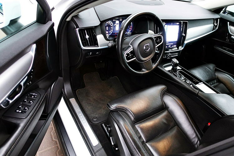 Volvo V90 Cross Country HARMAN/kardon MASAŻE 3Lata GWAR I-wł Kraj Bezwypad D5 235KM 4x4 FV23% zdjęcie 14