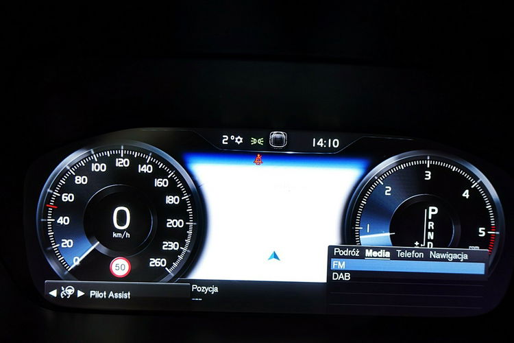 Volvo V90 Cross Country HARMAN/kardon MASAŻE 3Lata GWAR I-wł Kraj Bezwypad D5 235KM 4x4 FV23% zdjęcie 22