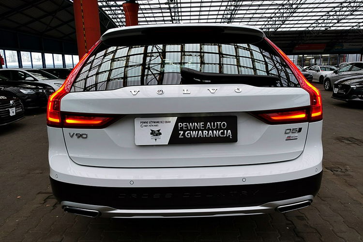 Volvo V90 Cross Country HARMAN/kardon MASAŻE 3Lata GWAR I-wł Kraj Bezwypad D5 235KM 4x4 FV23% zdjęcie 49