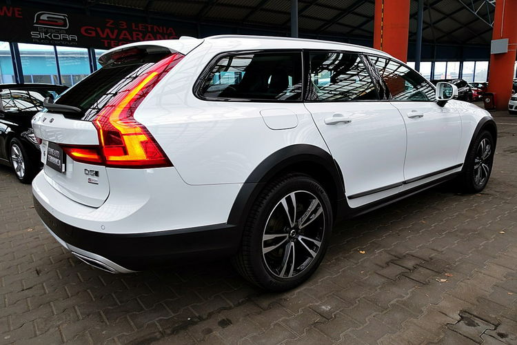 Volvo V90 Cross Country HARMAN/kardon MASAŻE 3Lata GWAR I-wł Kraj Bezwypad D5 235KM 4x4 FV23% zdjęcie 50
