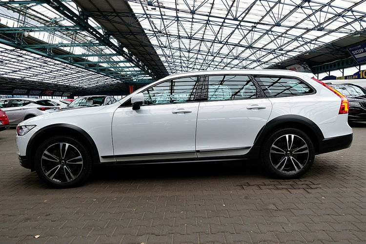 Volvo V90 Cross Country HARMAN/kardon MASAŻE 3Lata GWAR I-wł Kraj Bezwypad D5 235KM 4x4 FV23% zdjęcie 52