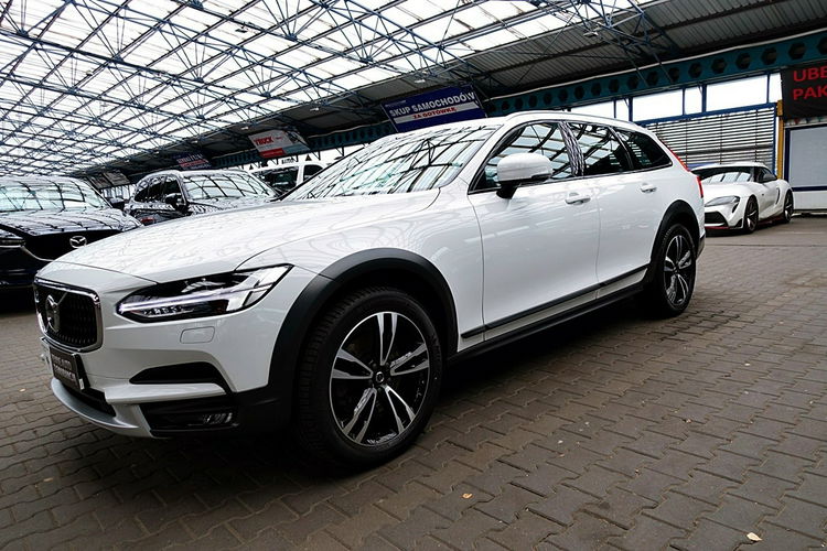 Volvo V90 Cross Country HARMAN/kardon MASAŻE 3Lata GWAR I-wł Kraj Bezwypad D5 235KM 4x4 FV23% zdjęcie 61