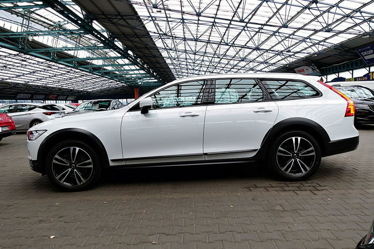 Volvo V90 Cross Country HARMAN/kardon MASAŻE 3Lata GWAR I-wł Kraj Bezwypad D5 235KM 4x4 FV23% zdjęcie 69