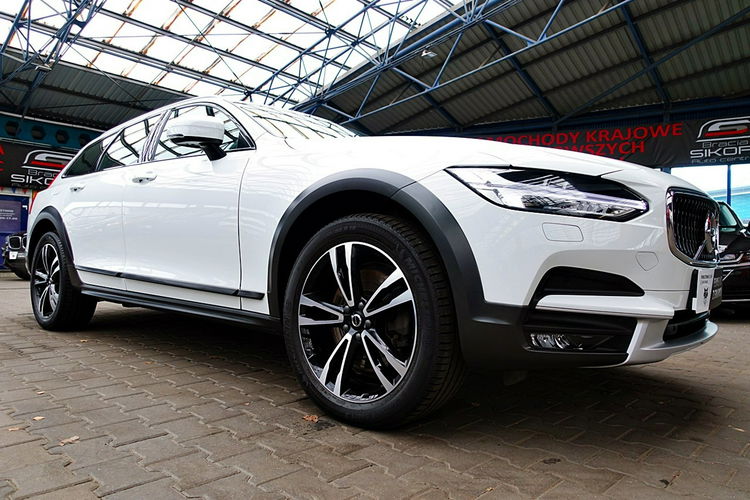 Volvo V90 Cross Country HARMAN/kardon MASAŻE 3Lata GWAR I-wł Kraj Bezwypad D5 235KM 4x4 FV23% zdjęcie 75