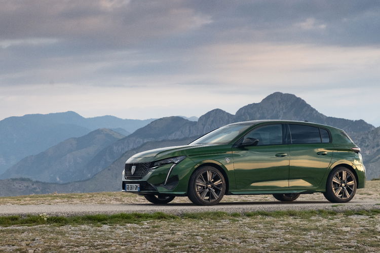 PEUGEOT 308 1.2 PureTech Allure S&S zdjęcie 3