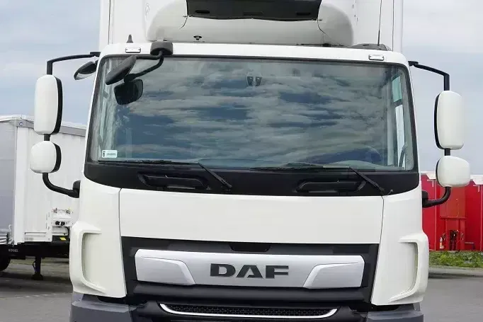 DAF CF / 370 / E 6 / ACC / CHŁODNIA + WINDA / 20 PALET / ŁAD. 13 940 KG zdjęcie 14