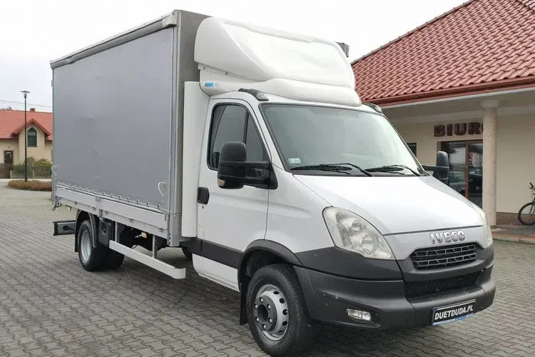 Iveco Daily 70C17 Firana Tył Drzwi Zadbany w Pełni Sprawny Super Stan zdjęcie 3