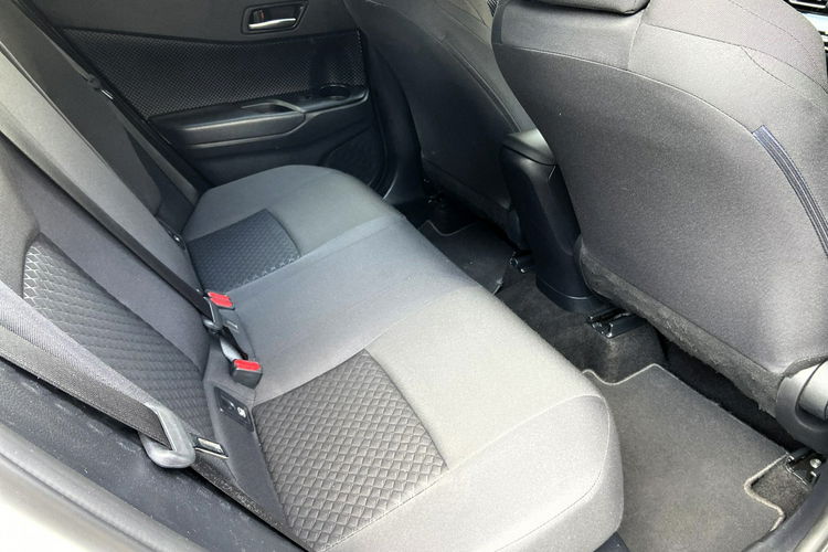 Toyota C-HR 1.8 HSD 122KM COMFORT, salon Polska, gwarancja, FV23% zdjęcie 13