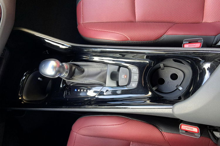 Toyota C-HR 1.8 HSD 122KM SELECTION, salon Polska, gwarancja zdjęcie 17
