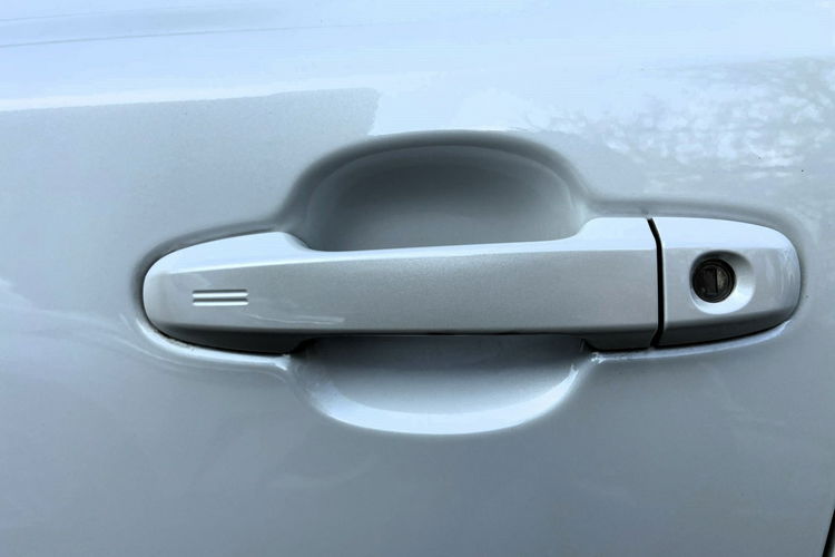 Toyota C-HR 1.8 HSD 122KM SELECTION, salon Polska, gwarancja zdjęcie 25