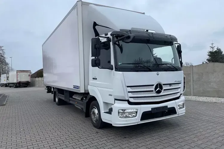 Mercedes ATEGO 818, IZOTERMA OGRZEWANA zdjęcie 5