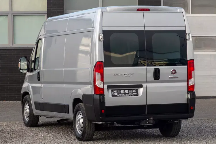 Fiat Ducato L2H2 AUTOMAT 2.3 MultiJet Professional zdjęcie 2