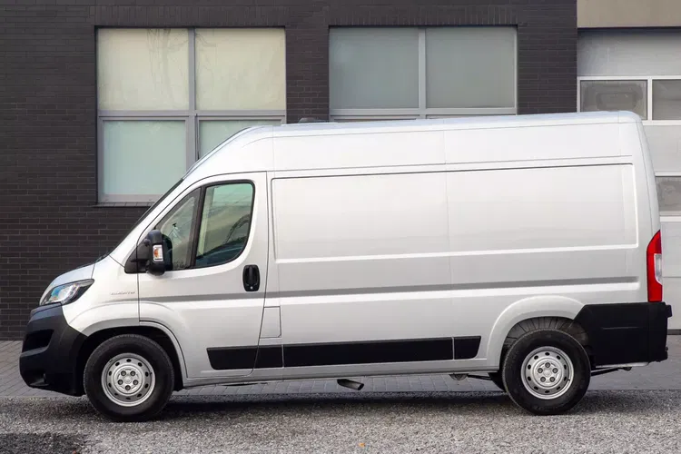 Fiat Ducato L2H2 AUTOMAT 2.3 MultiJet Professional zdjęcie 4