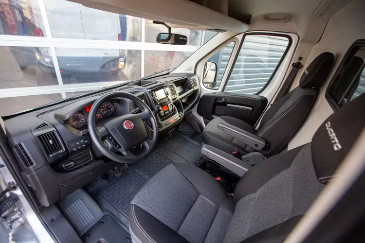 Fiat Ducato L2H2 AUTOMAT 2.3 MultiJet Professional zdjęcie 7