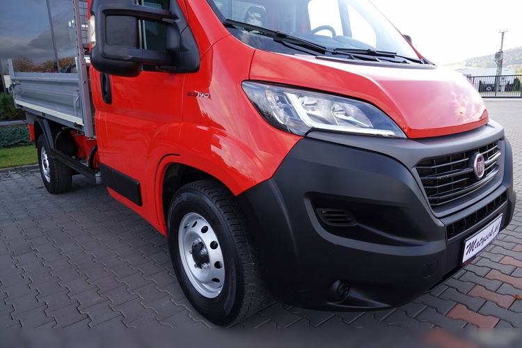 Fiat DUCATO / WYWROTKA DŁUGOŚĆ: 3.2 m / 12.2020 / 50 TYS.KM. / KLIMA / MANUAL / 3 OSOBOWY / SPROWADZONY / PO KONTRAKCIE SERWISOWYM / zdjęcie 24