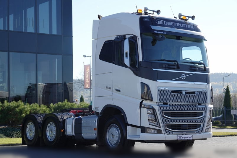 ciągnik siodłowy Volvo zdjęcie 1