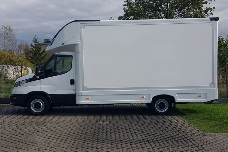 Iveco Daily KONTENER NISKOPODŁOGOWY 4.43x2.23x2.42 SKLEP FOODTRUCK KAMPER KLIMA zdjęcie 11